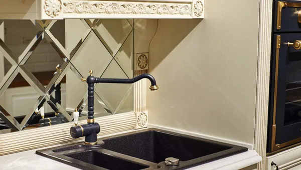 7.fartuk-iz-triplex.png 7.fartuk-iz-triplex.png