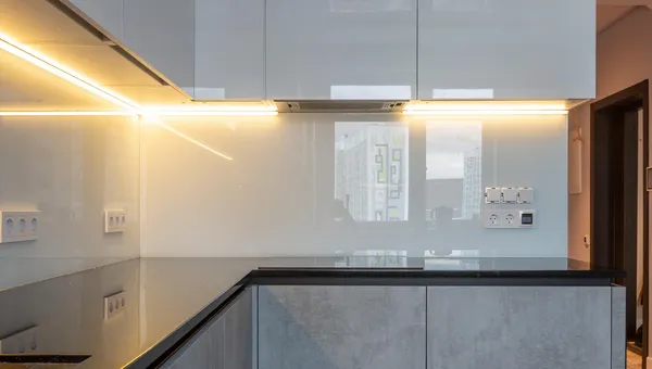 3.steklyannuy-fartuk.png 3.steklyannuy-fartuk.png