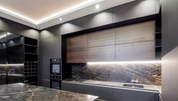 garnitur-v-chernom-cvete.png 1.png