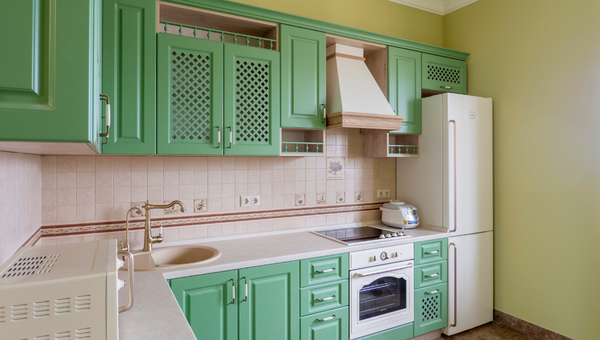 Кухня в зеленом: чем опасен этот цвет для человека